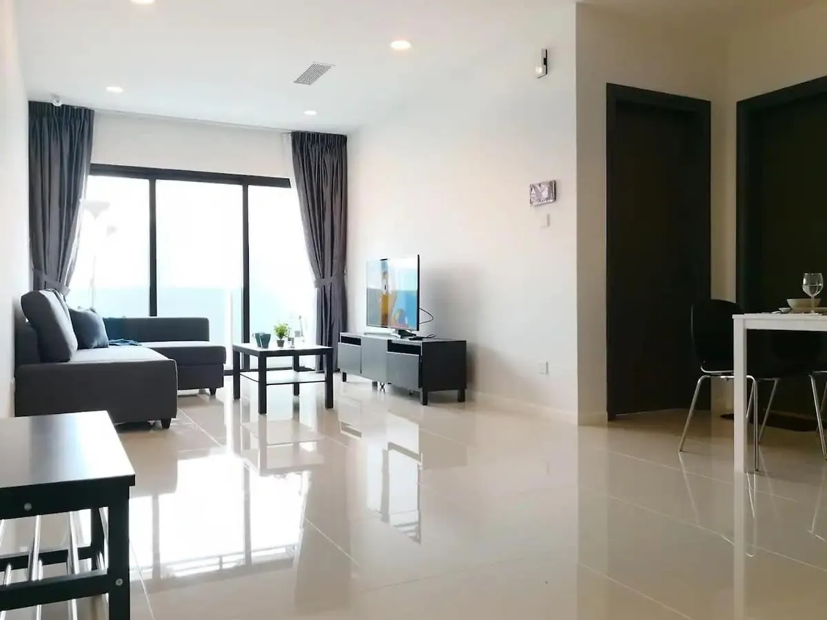 A Stylish High-Floor Suite Next To Komtar Jbcc Johor Bahru